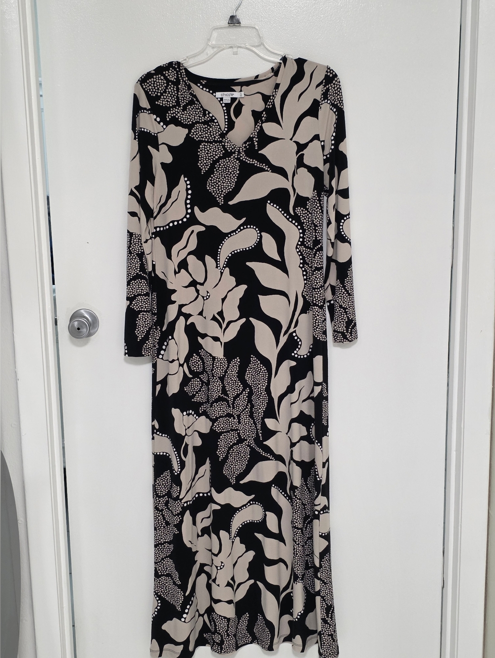 Chico's Black and Cream Long Sleeve V-Neck Maxi Dress